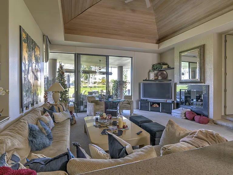 12112 Turnberry Dr — Photo 10