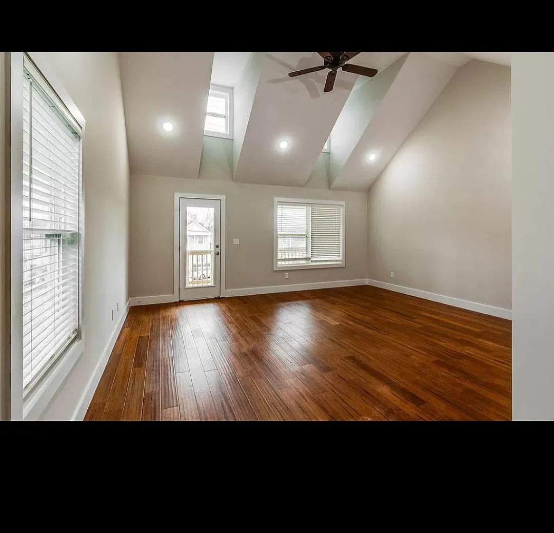 4 bed, 3.5 bath, 2310 sqft, $3,950 — Photo 4
