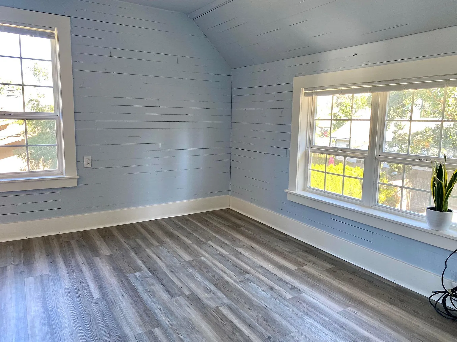 629 Miller St — Photo 3