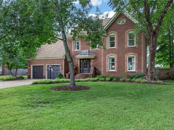 701 Aspen Forest Ct, Chesapeake, VA 23322