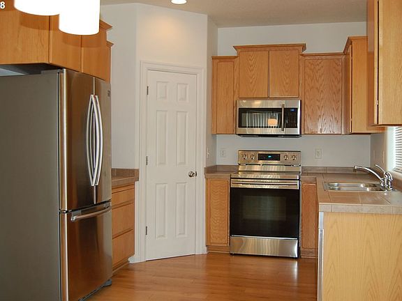 5th image of 8003 NE 91st Ave