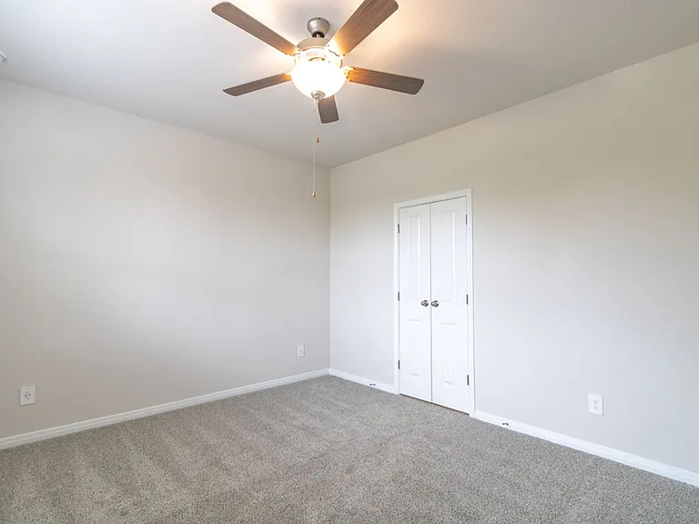 544 View Dr — Photo 17