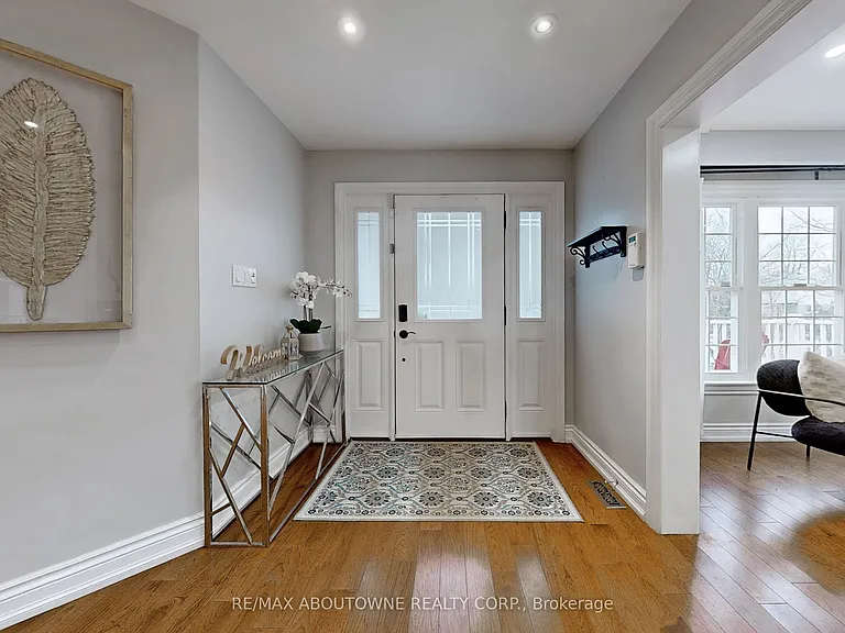 2362 Canso Rd — Photo 3