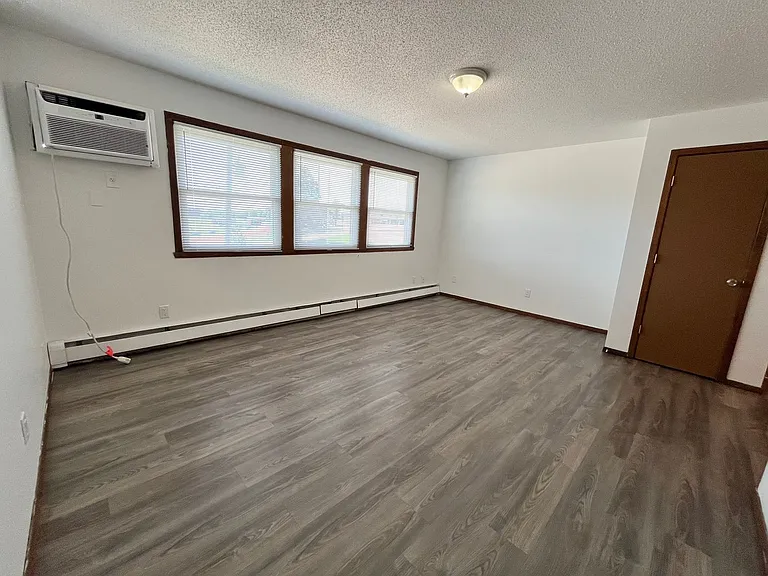 3304 S Kiwanis Ave — Photo 28