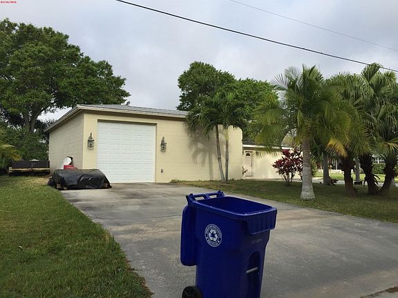 3rd image of 2245 54th Ave