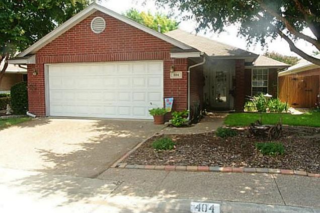 1st image of 404 Carnation Ct
