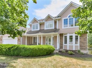 1820 NW Rosewood Dr, Grain Valley, MO 64029