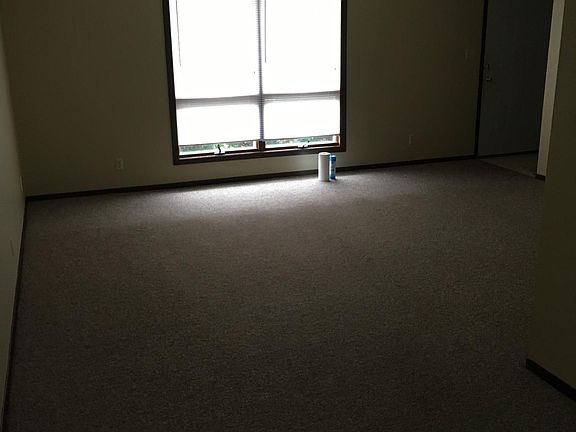 4th image of 451 Front Ave SE
