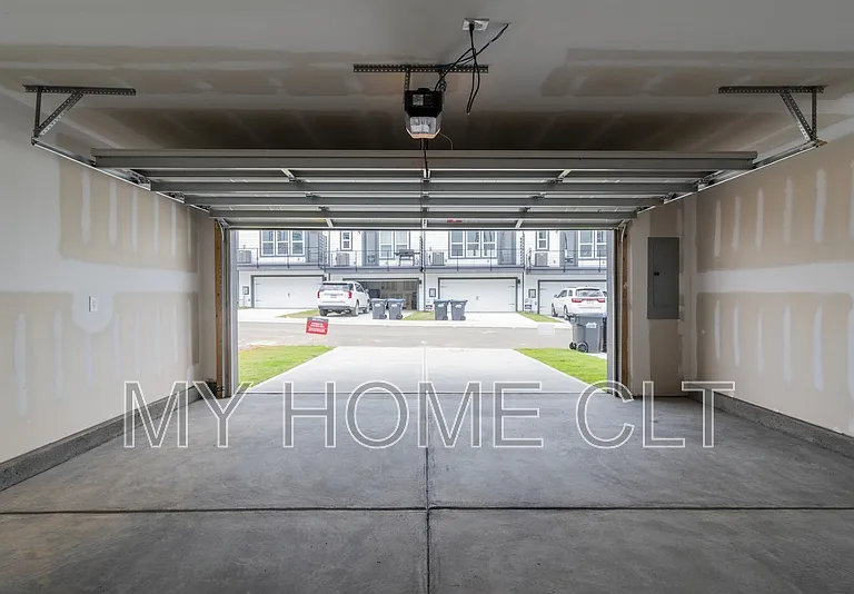1816 Alexander Village Main Dr — Photo 8
