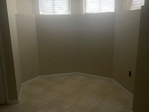 3rd image of 70B Bayview Ave