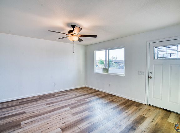 3rd image of 413 E Brighton Ave