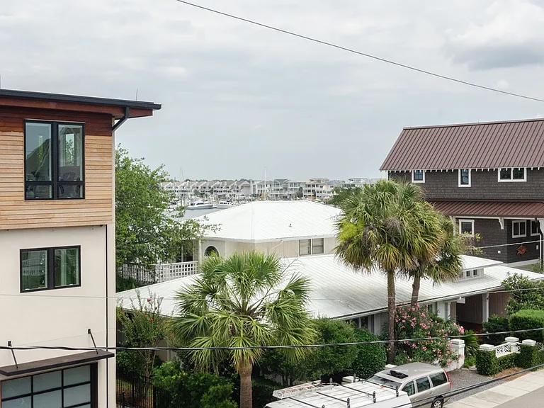 7 Shore Dr — Photo 22