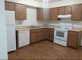 70 W Snell Rd #4, Oshkosh, WI 54901