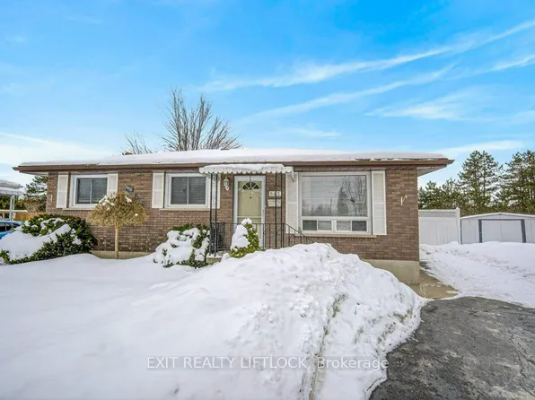 845 Stocker Rd, Peterborough, ON K9J 5T2
