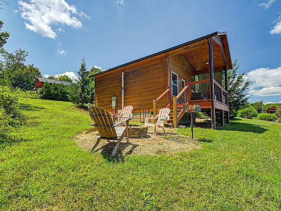 4th image of 2691 Jessie Rd #6