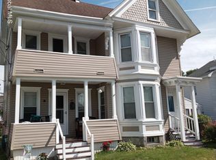 49 Gray St, Amsterdam, NY 12010