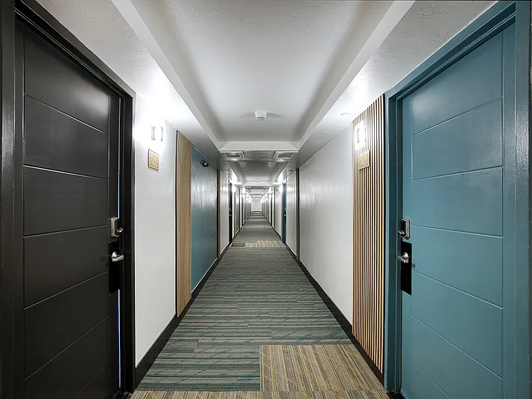 Presidio Palms Apartments — Photo 38
