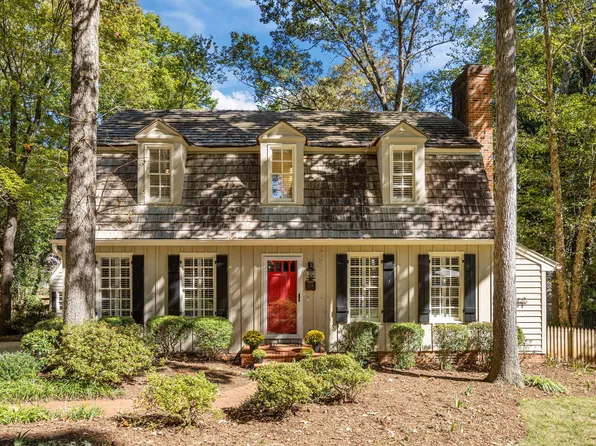 2204 Middlefield Ct, Raleigh, NC 27615