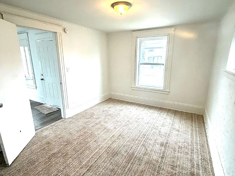 516 N Porter St #1 — Photo 6