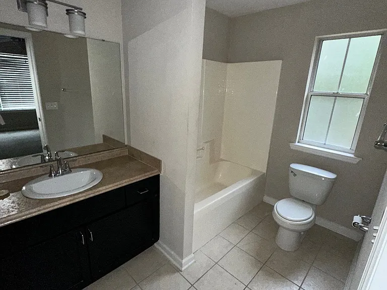 Lexington Woods — Photo 14