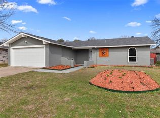 701 Glen Rock Pl, Arlington, TX 76014