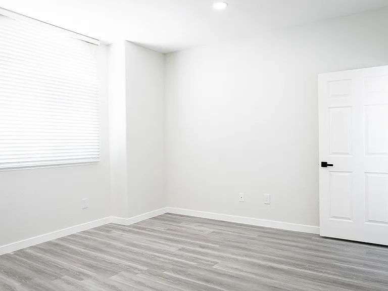 2820 Sawtelle Blvd — Photo 106