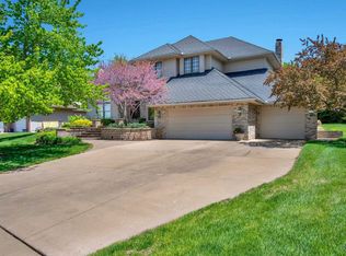 3746 SW Spring Creek Dr, Topeka, KS 66610