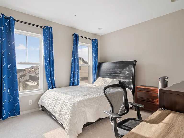 22968 Clarence Walk Ter — Photo 24