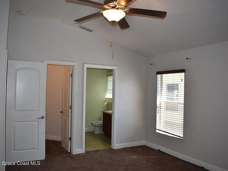 4063 Palladian Way — Photo 23