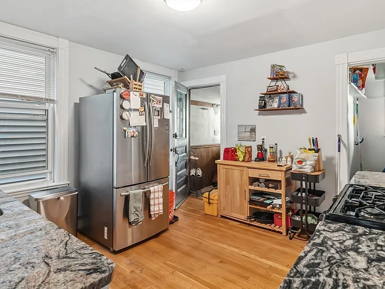 76 Marine Rd #2 — Photo 8