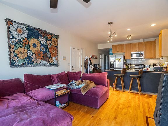 4th image of 2645 W Haddon Ave #2