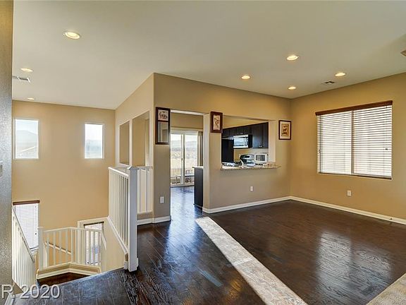 5th image of 10485 Mandolina Hills St