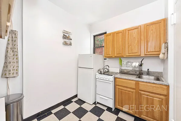 Rented by (Legacy) Elegran | media 13