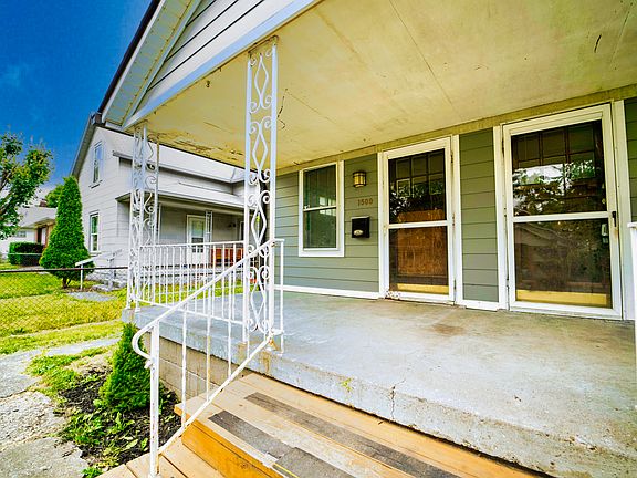 3rd image of 1509 E Finley Ave