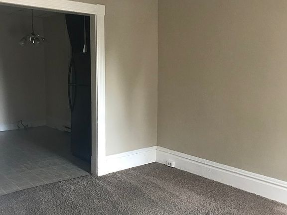 2nd image of 127 E Franklin St APT 1F