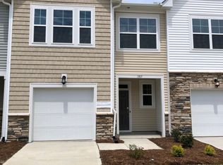 1917 Caen St, Raleigh, NC 27610