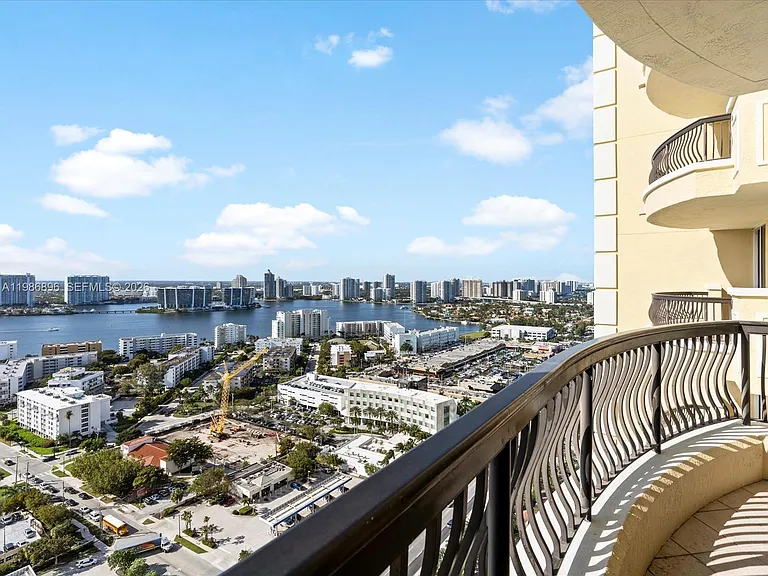 17875 Collins Ave #2903 — Photo 34