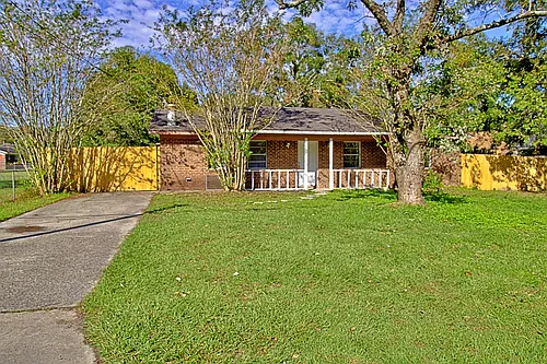 1040 Charles C Frasier Blvd Photo 1