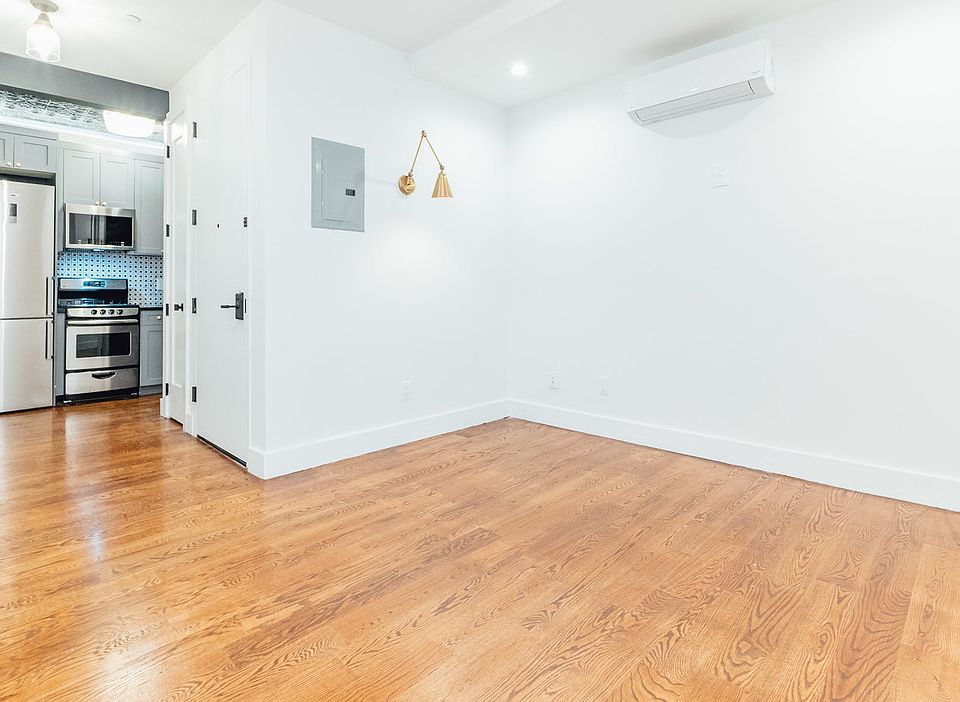 1st image of 228 Manhattan Ave APT 2C