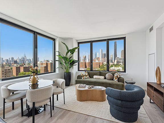 4th image of 500 Degraw St #1211