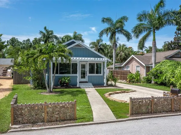 1744 Irving St, Sarasota, FL 34236