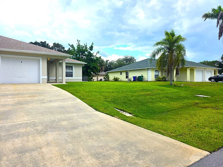 351 Del Monte Rd #B — Photo 30
