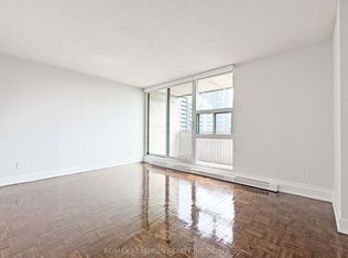 33 Isabella St #514, Toronto, ON M4Y2P7