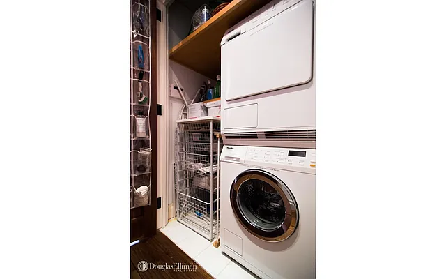 Rented by Douglas Elliman | media 27