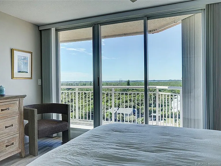3880 N Highway A1A #905 — Photo 31