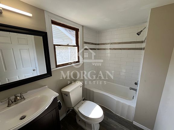 4th image of 521 W Vinyard St