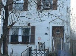 4253 Dix St NE, Washington, DC 20019