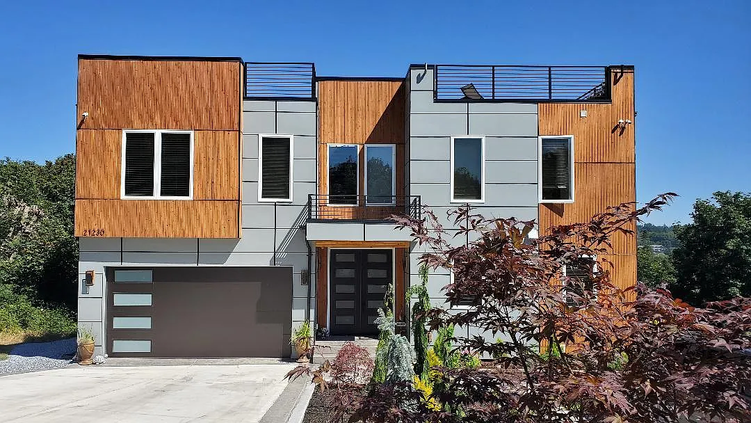 21230 6th Ave S — Photo 2