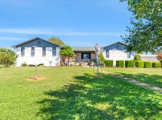 3906 N Willow Rd, Ozark, MO 65721