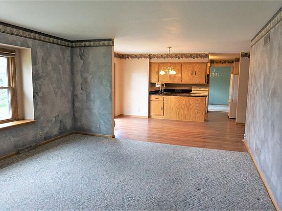 3rd image of 6162 S New York Ave